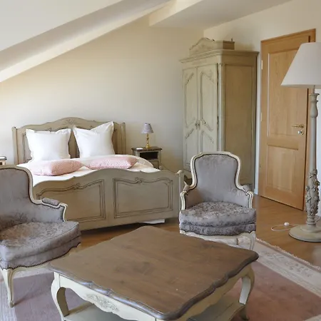 Du Relais Postal فندق 3*