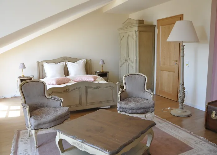 Du Relais Postal فندق 3*