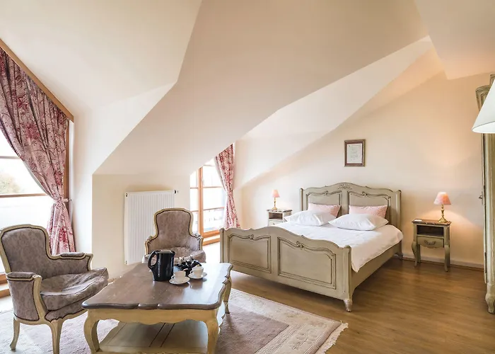 Du Relais Postal فندق Asselborn