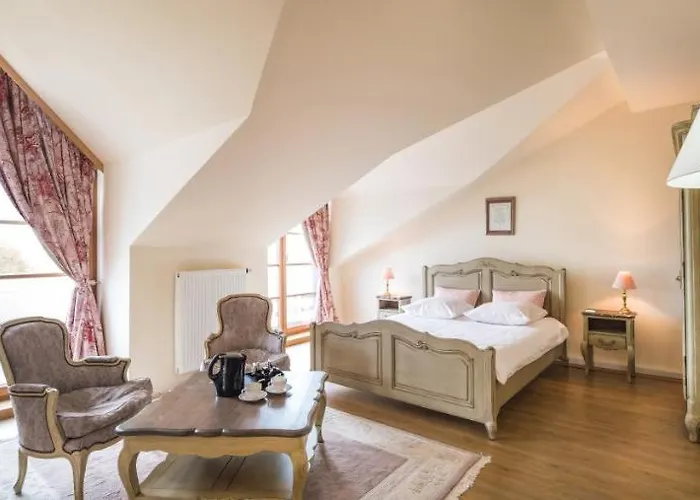 Du Relais Postal فندق 3*